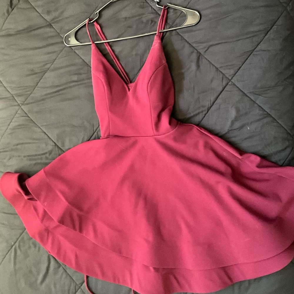 Windsor Burgundy Backless Dress